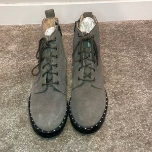 NWOT Combat style side zip boots from Seychelles.